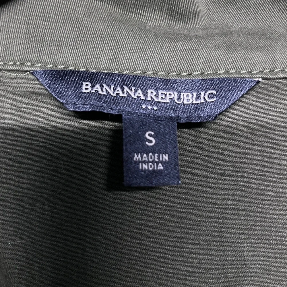 Banana Republic stylish colorblock